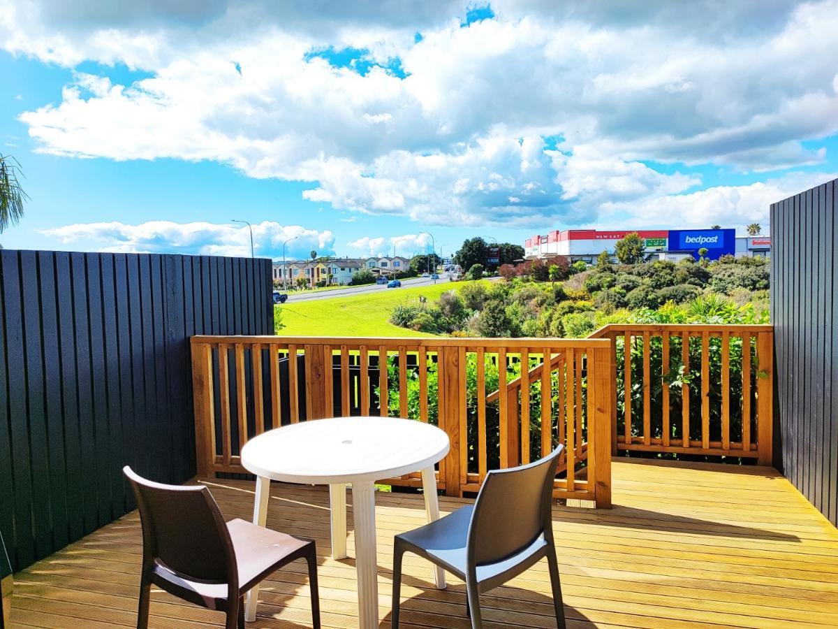 Stunning Townhouse - Walking To Botany Shopping Center Apartment Auckland Luaran gambar